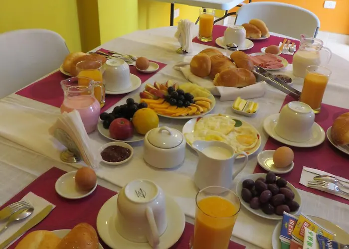 Hostal Hellen Ross